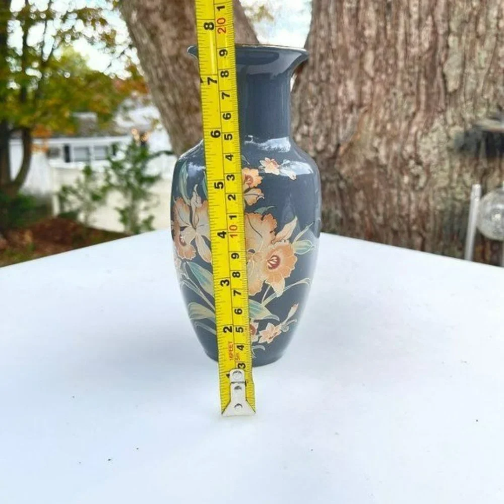 Vintage Shaddy‎ Japanese Vase  Hand Painted Porcelain